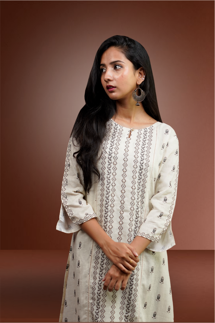 Linen White Block Printed Straight Cut Salwar Kameez