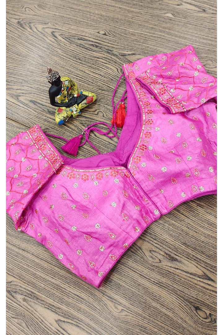 Crushed Pallu Tussar Saree with Readymade Blouse