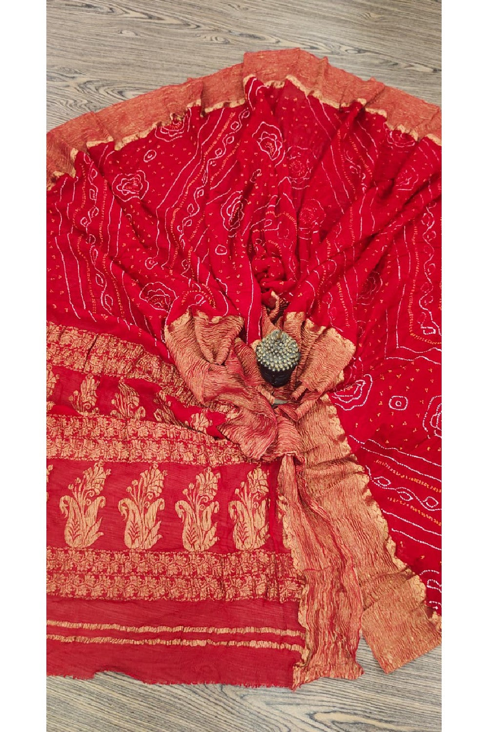 Chiffon Bhandani Printed Red Saree