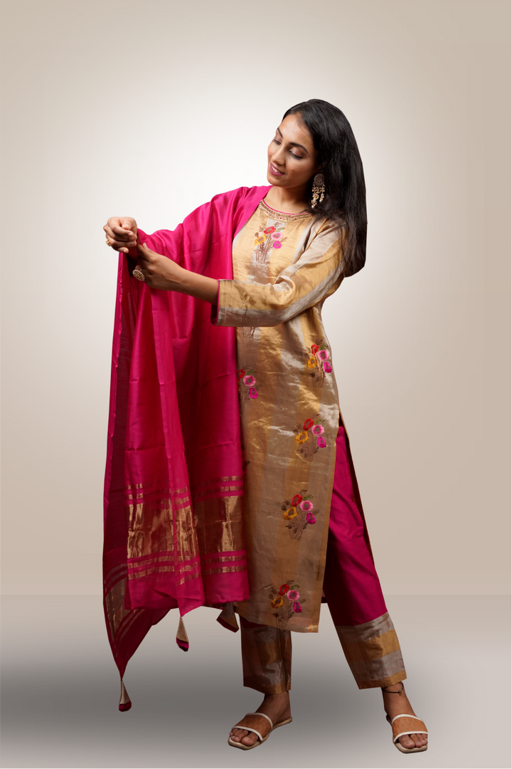 Tissue Silk Gold Shaded Straight Cut Salwar Kameez