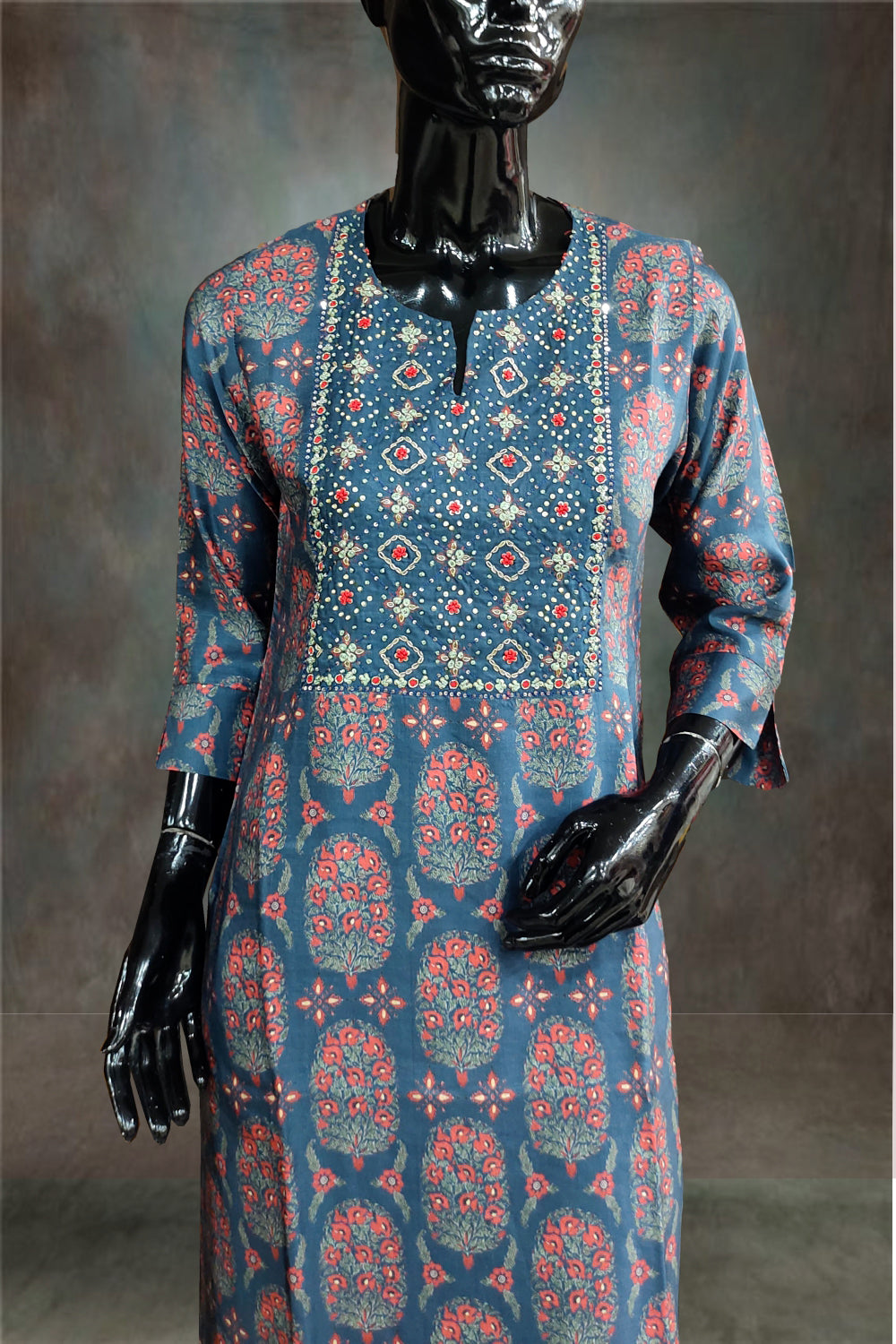 Silk Printed with Thread Embroidered Salwar Kameez