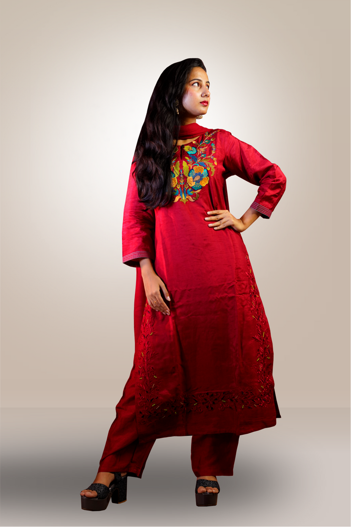 Semi Silk Thread Embroidery Cut Worked Salwar Kameez