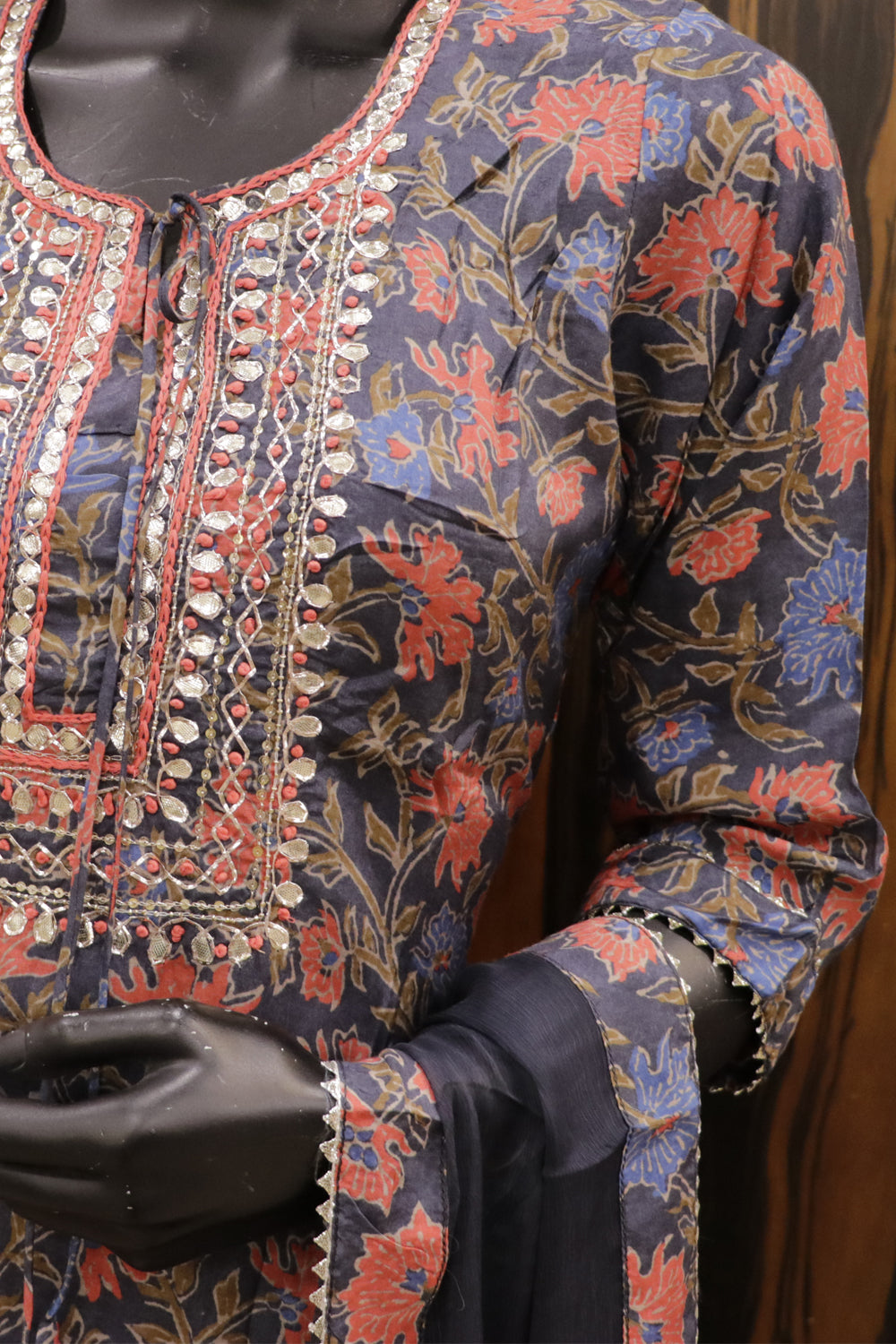 Salwar kameez
